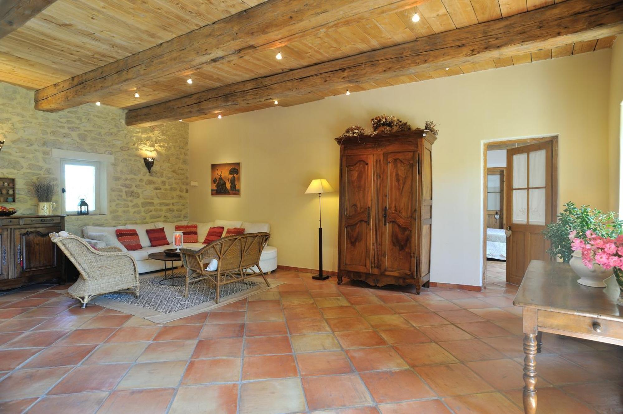 Chambres D'Hotes Domaine Des Machottes Grans Exteriör bild
